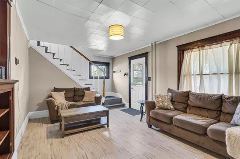 Other - 909 Hallett, Jackson, MI 49202 photo 2 of 7