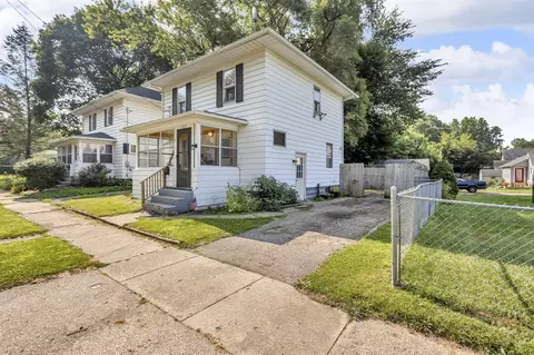 Exterior - 909 Hallett, Jackson, MI 49202 photo 2 of 7