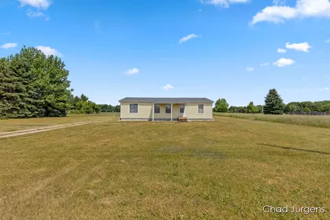 6459 Pierce, Allendale, MI 49401