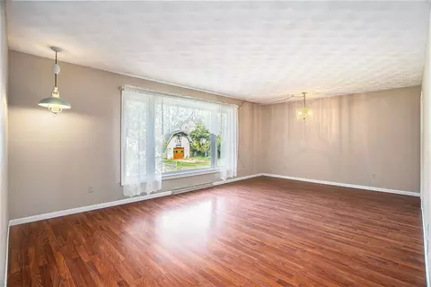 Living - 17997 H, Marshall, MI 49068 photo 1 of 3