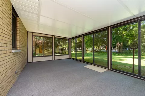 Exterior - 811 Thomas, Plainwell, MI 49080 photo 5 of 9