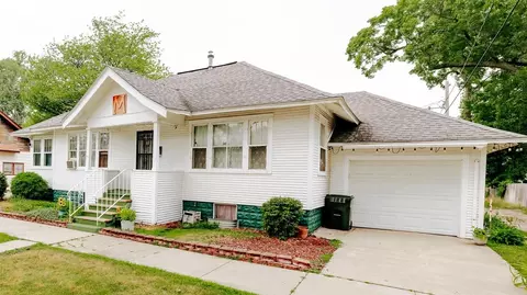 154 W Larch, Muskegon, MI 49441