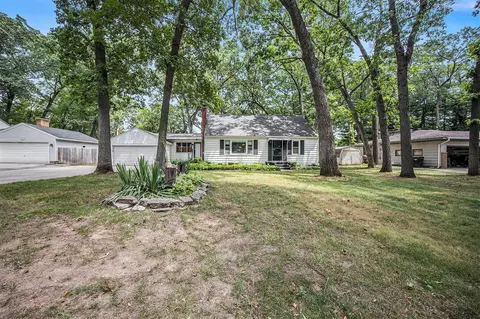 3654 Groveland, Wyoming, MI 49519