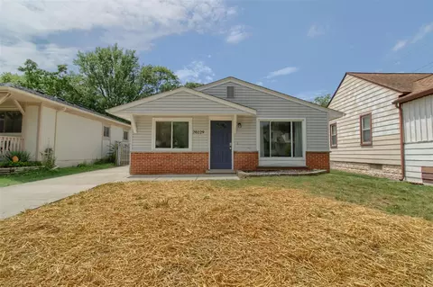 20229 Floral, Livonia, MI 48152