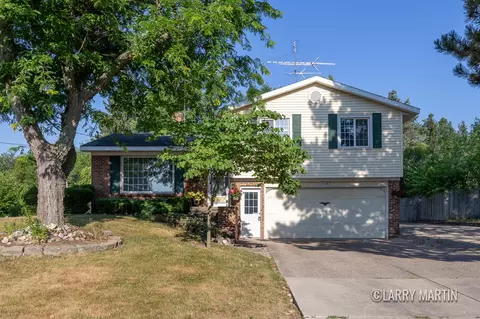 7107 Westwood, Jenison, MI 49428