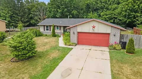2381 Mapleview, Kentwood, MI 49508