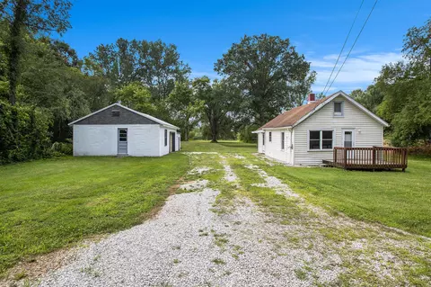 1940 Travis, Kalamazoo, MI 49004