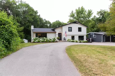 4747 Burton, Grand Rapids, MI 49546