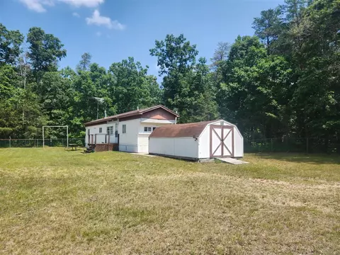 Exterior - 3696 W 16th, Baldwin, MI 49304 photo 5 of 6