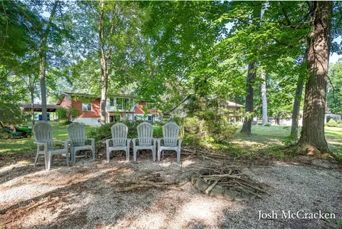 934 Park, Belding, MI 48809 photo 38