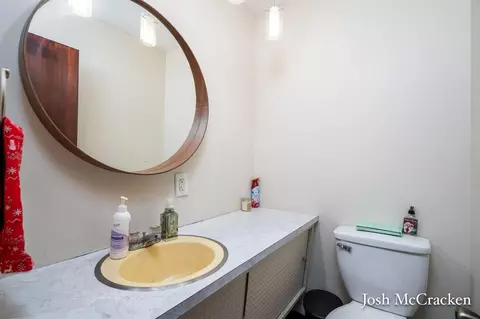 934 Park, Belding, MI 48809 photo 17