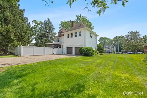 Exterior - 223 S Pearl, Belding, MI 48809 photo 7 of 7