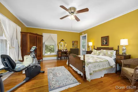 Bedroom - 223 S Pearl, Belding, MI 48809 photo 2 of 9