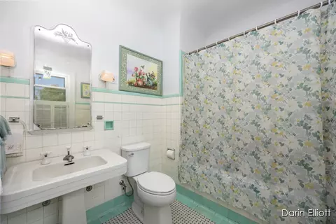 Bath - 223 S Pearl, Belding, MI 48809 photo 2 of 4