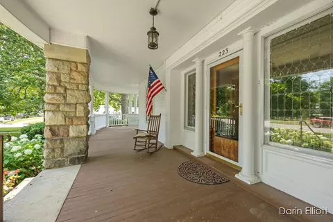 Exterior - 223 S Pearl, Belding, MI 48809 photo 1 of 7