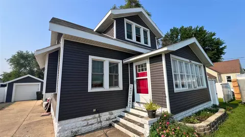 54 76th, Grand Rapids, MI 49548