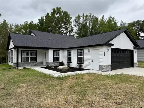 1470 Clark, Lake Odessa, MI 48849