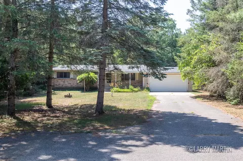 19843 W Almy, Howard City, MI 49329