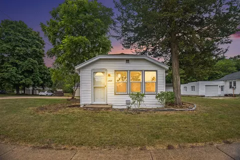 368 W Barton, Newaygo, MI 49337
