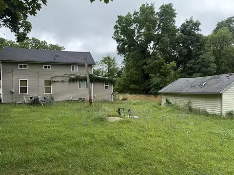 862 E Grn, Marshall, MI 49068 photo 2