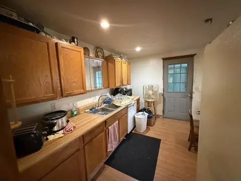 862 E Grn, Marshall, MI 49068 photo 15