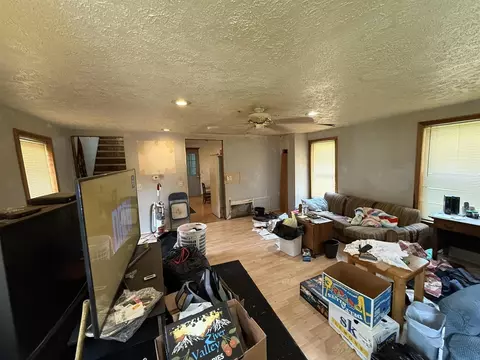 862 E Grn, Marshall, MI 49068 photo 13