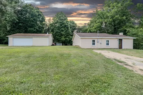 51920 Lawrence, Marcellus, MI 49067