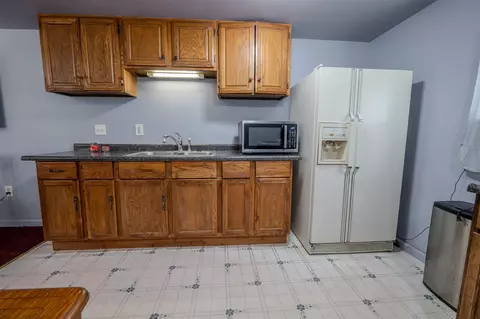 Kitchen - 51920 Lawrence, Marcellus, MI 49067 photo 1 of 2