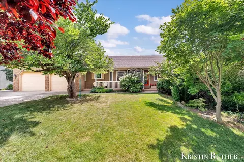 6838 Rollingview, Hudsonville, MI 49426