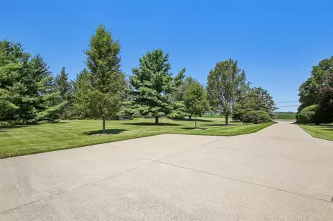 Exterior - 368 E Willis, Saline, MI 48176 photo 7 of 36