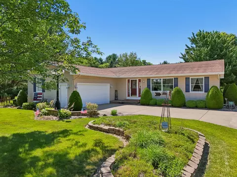 Exterior - 368 E Willis, Saline, MI 48176 photo 32 of 36