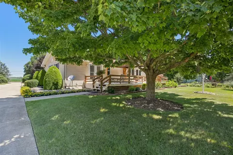 Exterior - 368 E Willis, Saline, MI 48176 photo 20 of 36