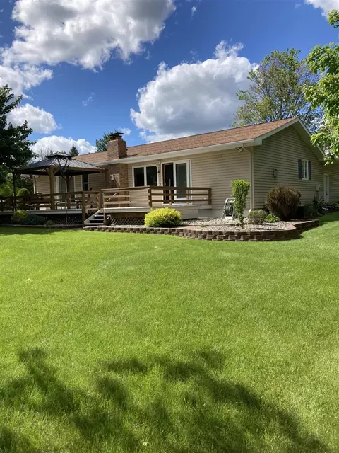 Exterior - 368 E Willis, Saline, MI 48176 photo 2 of 36