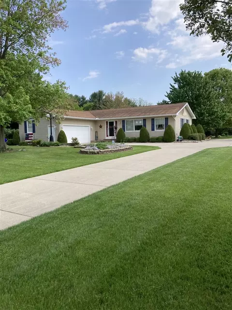 Exterior - 368 E Willis, Saline, MI 48176 photo 4 of 36