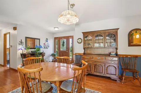 Dining - 368 E Willis, Saline, MI 48176 photo 4 of 4