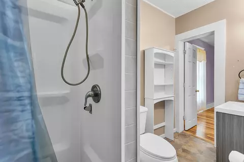 Bath - 500 E Ganson, Jackson, MI 49201 photo 2 of 4