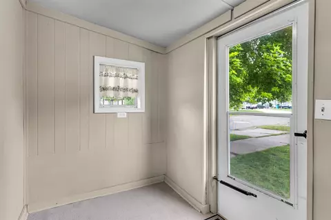 Entry Way - 500 E Ganson, Jackson, MI 49201 photo 1 of 4