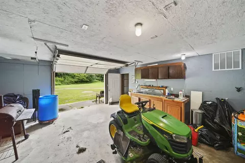 8470 Moscow, Jerome, MI 49249 photo 38