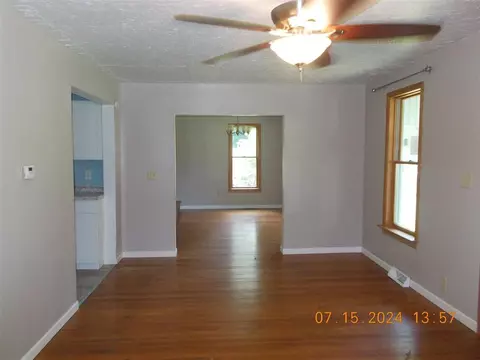 Living - 8350 Willow, Milan, MI 48160 photo 2 of 5