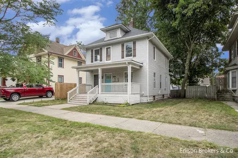 1039 Tamarack, Grand Rapids, MI 49504