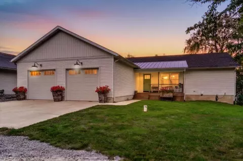 3006 W Runyan, Lake Odessa, MI 48849