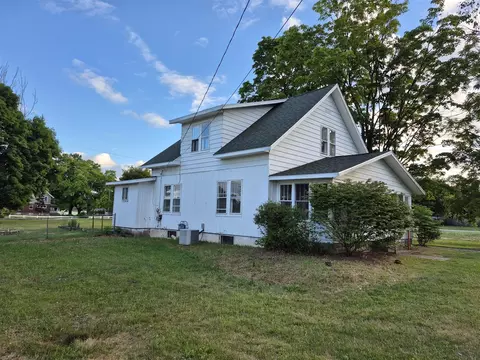 1080 E Swain, White Cloud, MI 49349