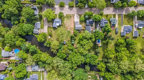 View/Area - 214 Morrell, Plainwell, MI 49080 photo 2 of 3