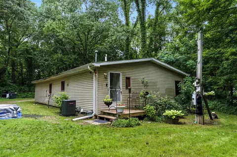 15264 E Michigan, Galesburg, MI 49053
