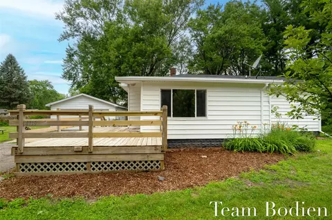 4115 Nazareth, Kalamazoo, MI 49004