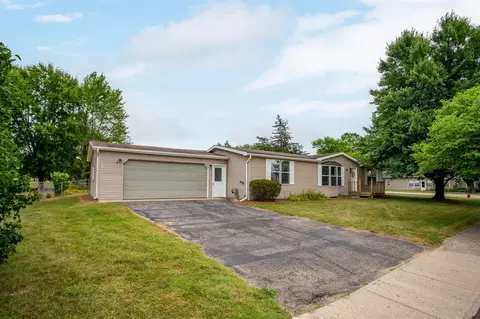 633 S Main, Lawton, MI 49065