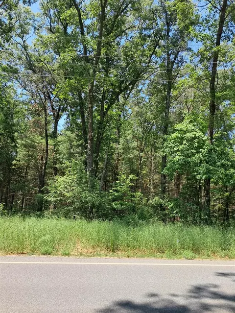 V/l Staple, Twin Lake, MI 49457
