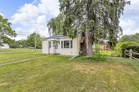 Exterior - 1100 E North, Jackson, MI 49202 photo 1 of 10