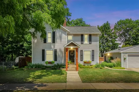 210 W Washington, Vicksburg, MI 49097
