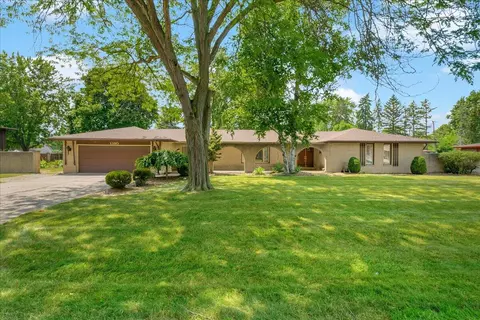 1380 Woodside, Saginaw, MI 48601